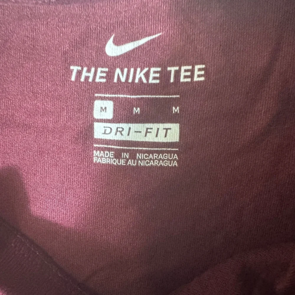 Nike Virginia‎ Tech Swish U VT Dri-FIT Maroon Graphic T-Shirt Mens Medium